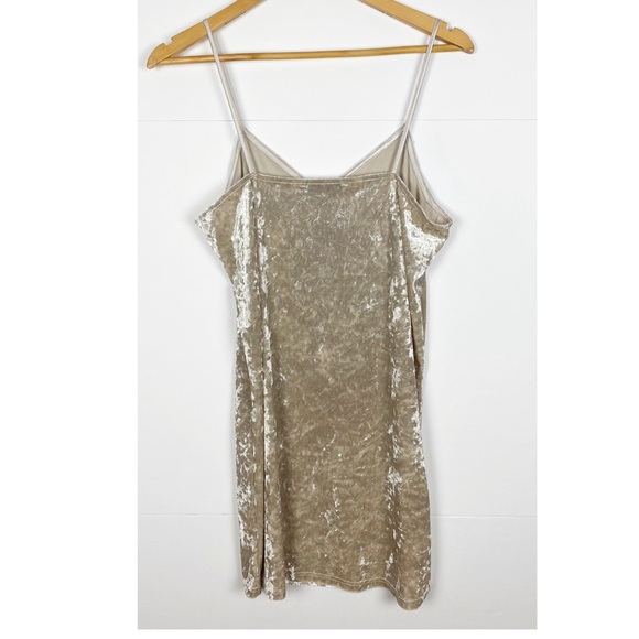 English Factory Velvet Slip Mini Dress Champagne Size Medium - Picture 2 of 5